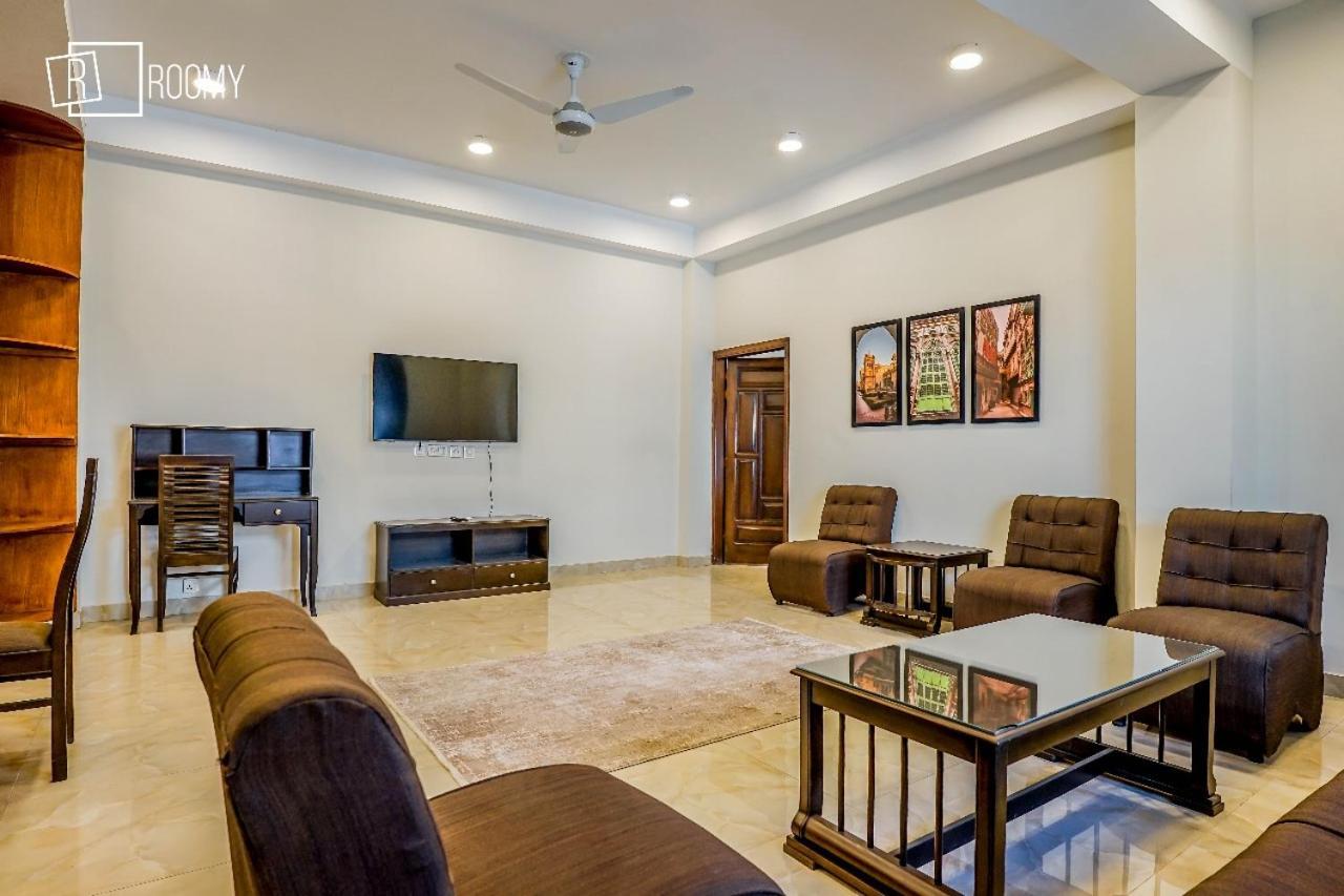Roomy Crossroads Hotel, Peshawar Extérieur photo